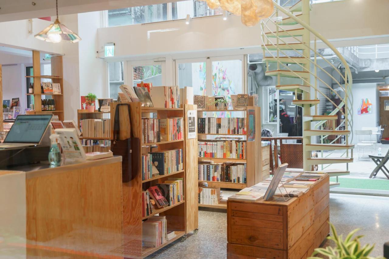 Owlstay Flip Flop Hostel - Garden Taipei Luaran gambar