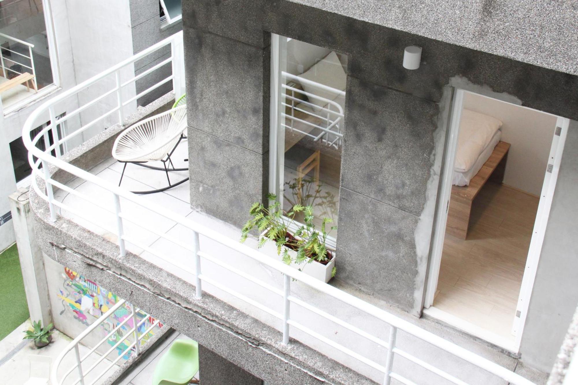 Owlstay Flip Flop Hostel - Garden Taipei Bilik gambar