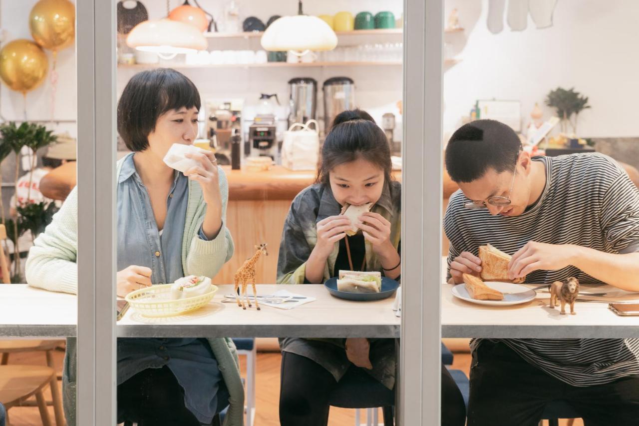 Owlstay Flip Flop Hostel - Garden Taipei Luaran gambar